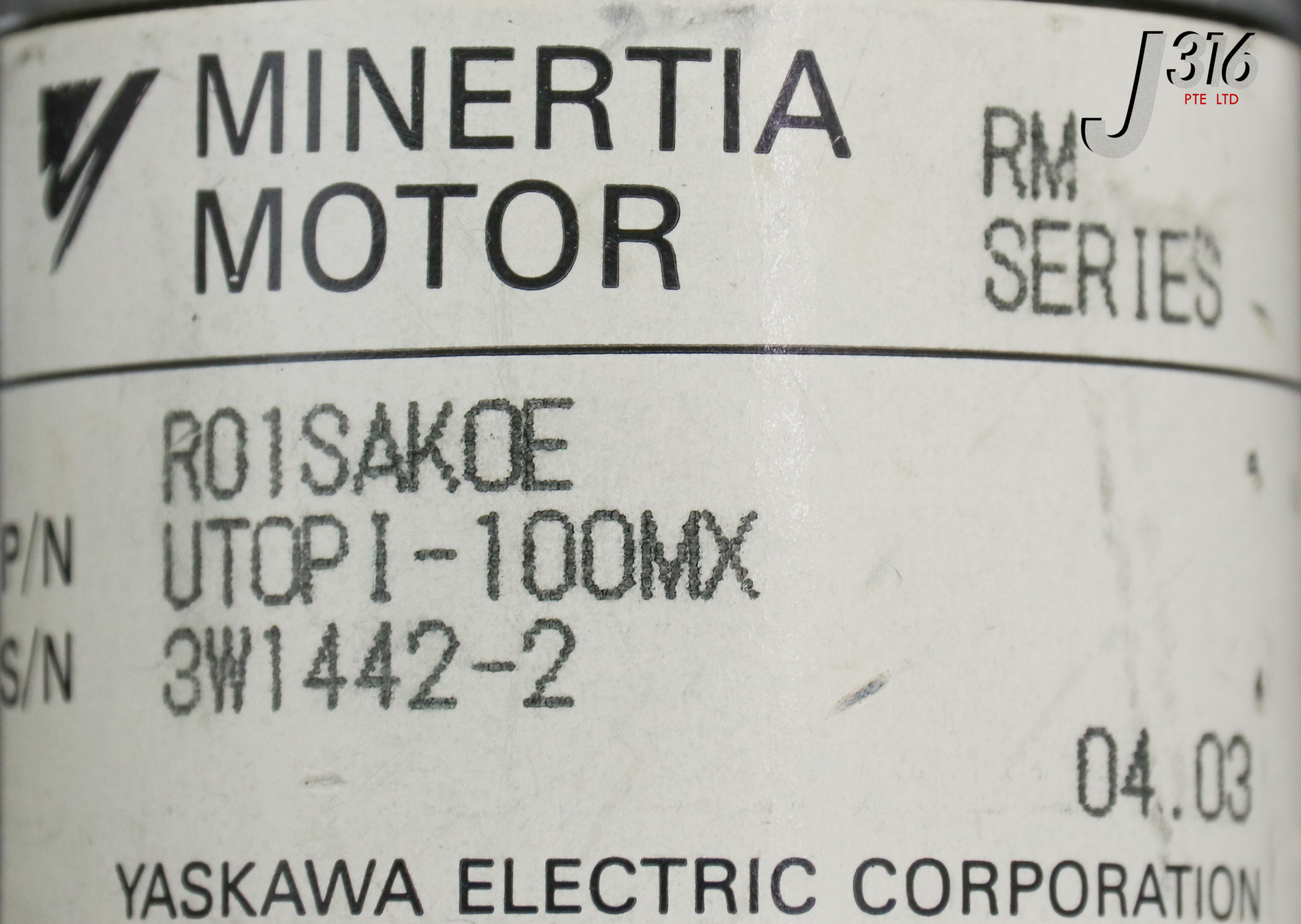 22054 YASKAWA ELE RM SERIES MINERTIA MTR R01SAKOE UTOPI-100MX | eBay